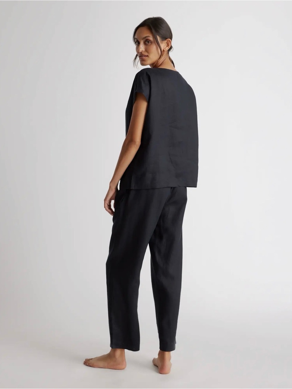 Quince Black Relaxed Linen SET - Picture 3 of 9